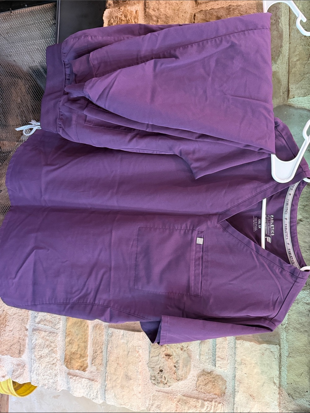 Purple Medical Scrub Set - Solid V-Neck Top & Drawstring Pants